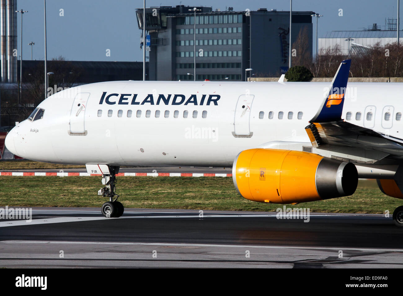 Icelandair Boeing 757-200 accelerates down runway 23R at Manchester airport. Stock Photo