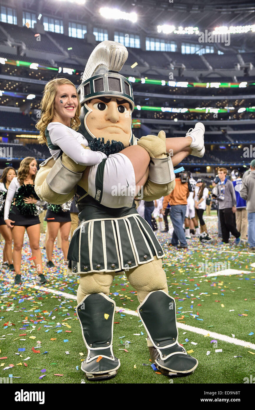Michigan State Mascot Sparty In High Resolution Stock Photography And Images Alamy Michigan State Mascot Sparty In High Resolution Stock Photography And Images Alamy
