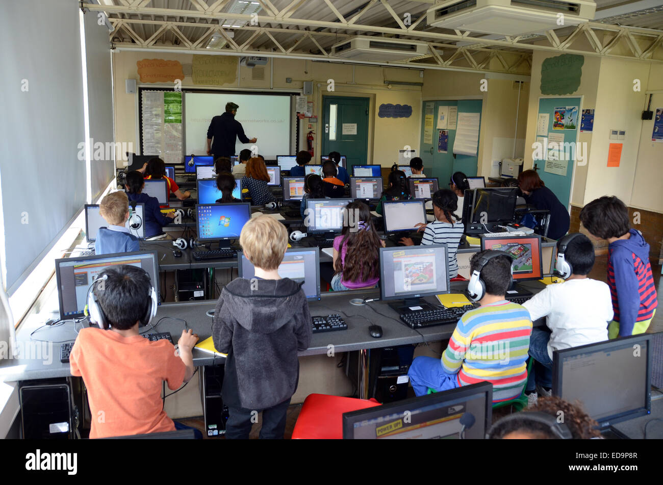 london junior school class room british ict class Stock Photo Alamy