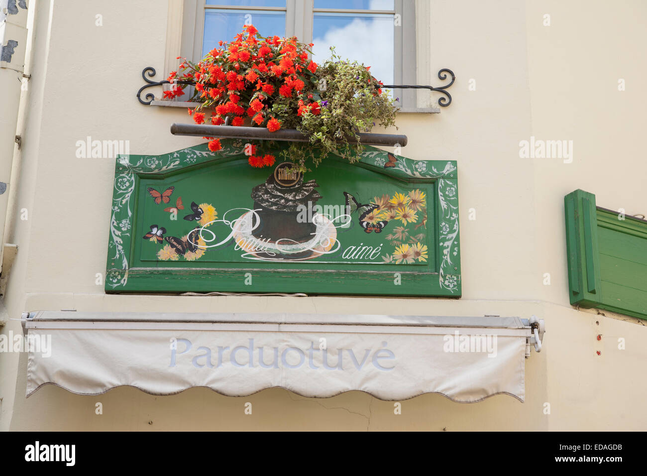 Parduotuve hi-res stock photography and images - Alamy