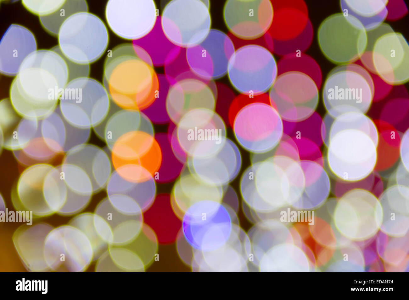 Highway road defocused light night tree hi-res stock photography and ...