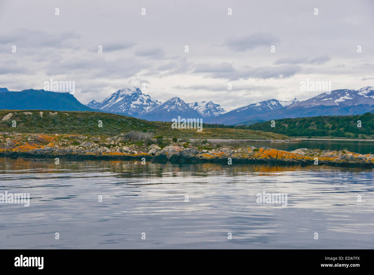 Snow capped andes mountains hi-res stock photography and images - Alamy