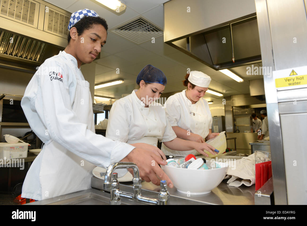 Catering students on City & Guilds course at Telford College of Arts and Technology Uk Stock Photo