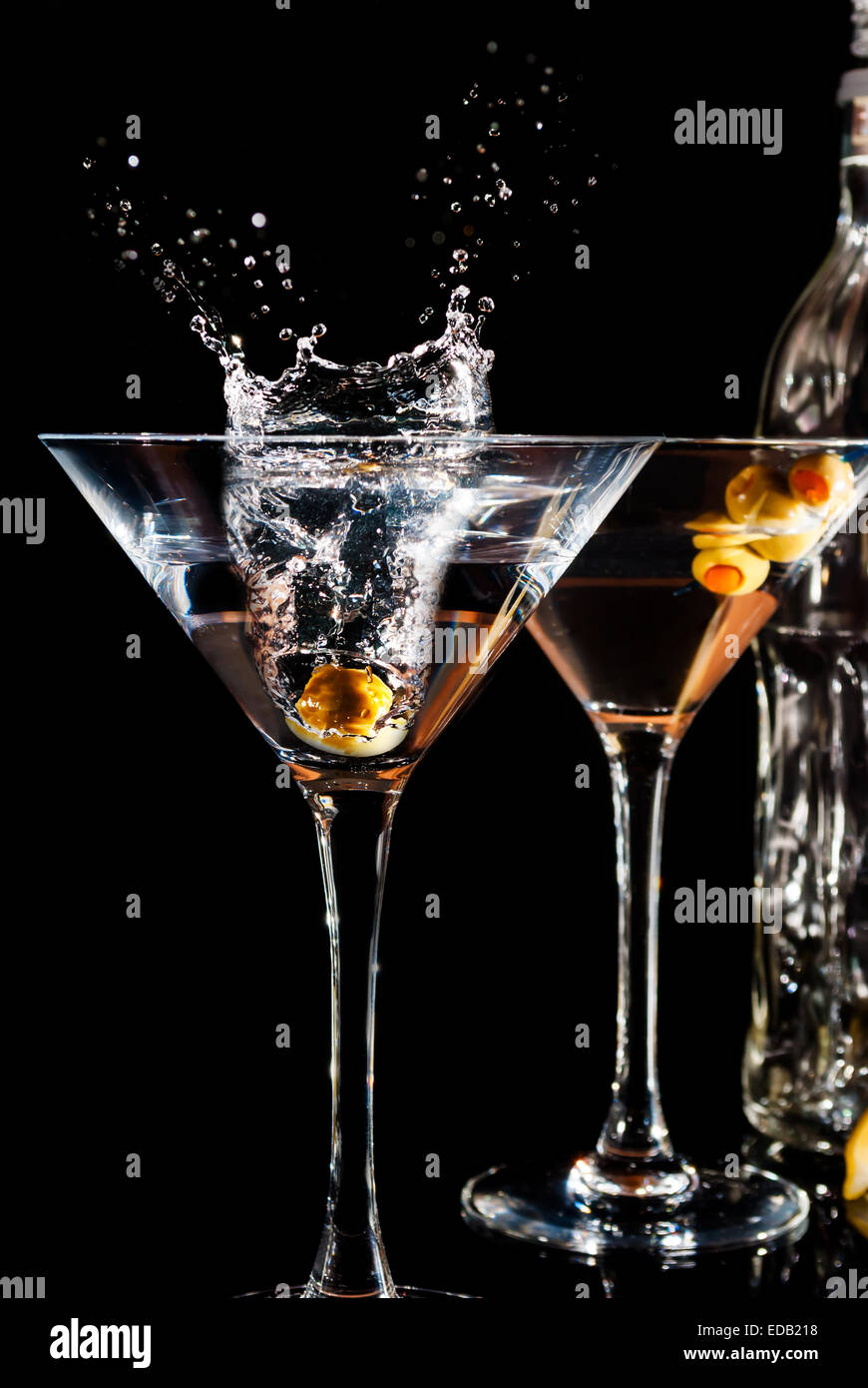 Martini glass with olive hi-res stock photography and images - Alamy