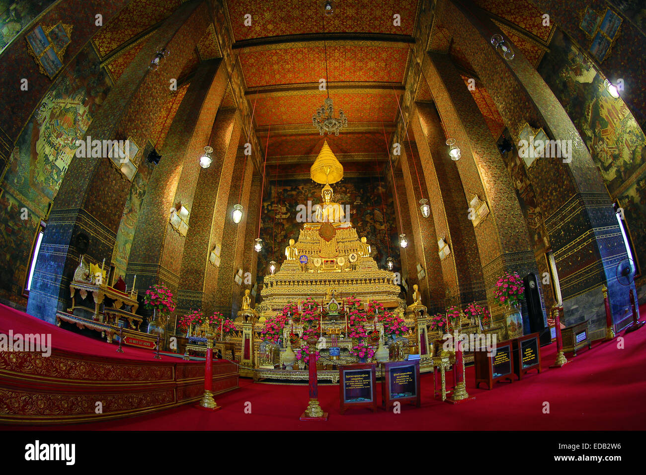 Gold Buddha statues at the Wat Pho Temple Bangkok, Thailand Stock Photo ...