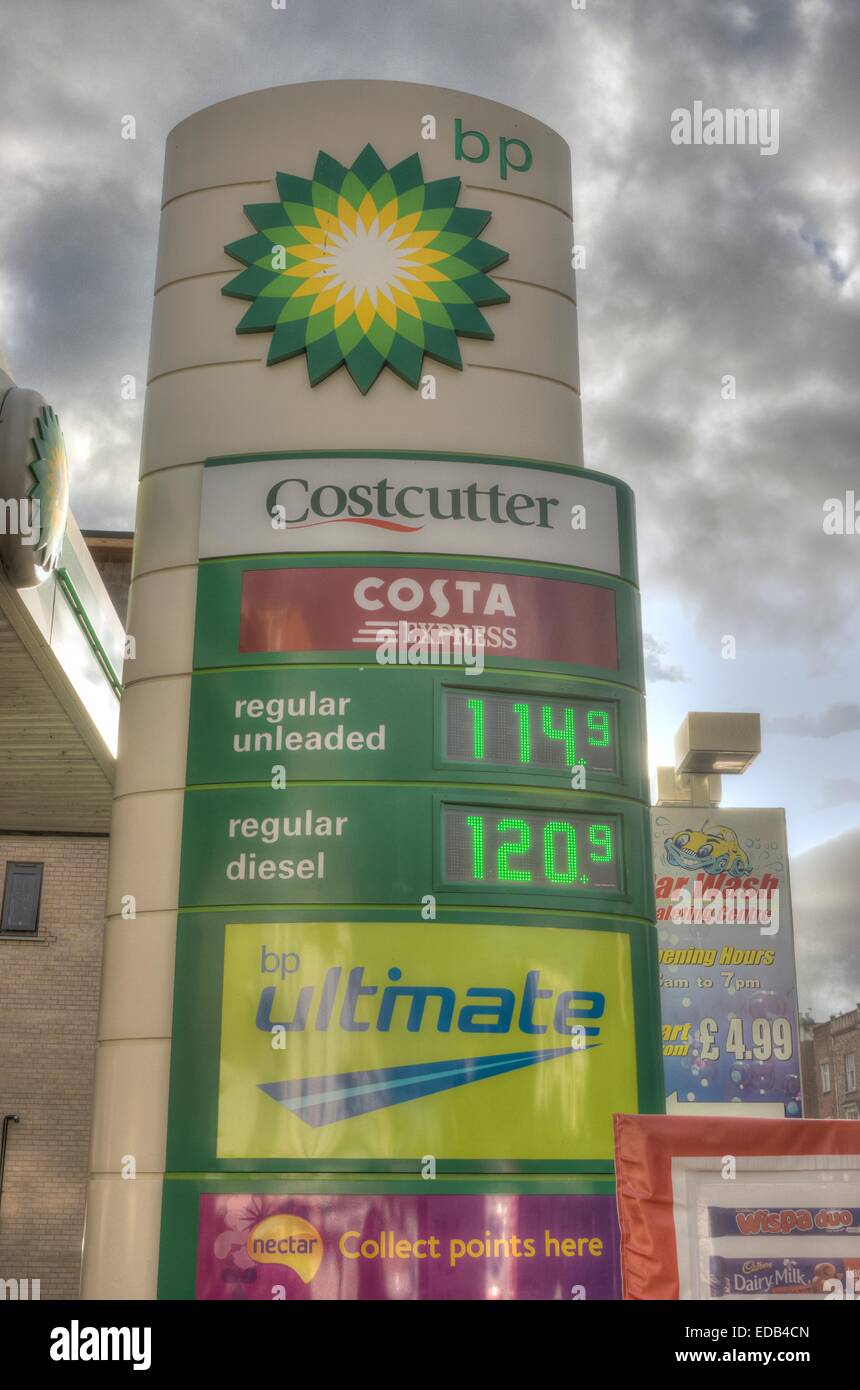 Petrol Station. BP Petrol station, London Stock Photo Alamy