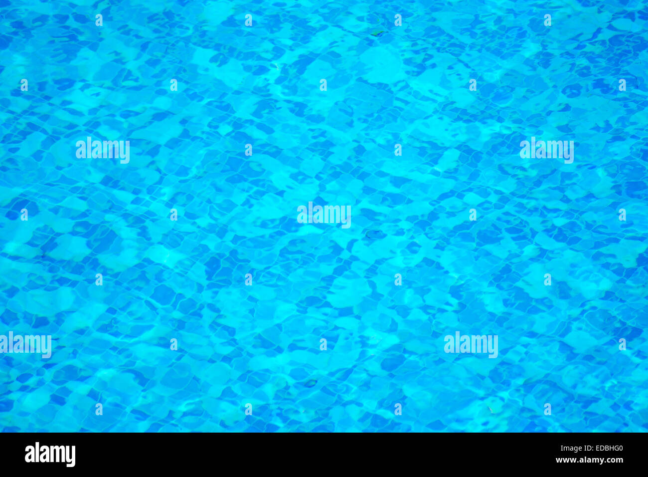 Steps down to swimming pool hi-res stock photography and images - Alamy