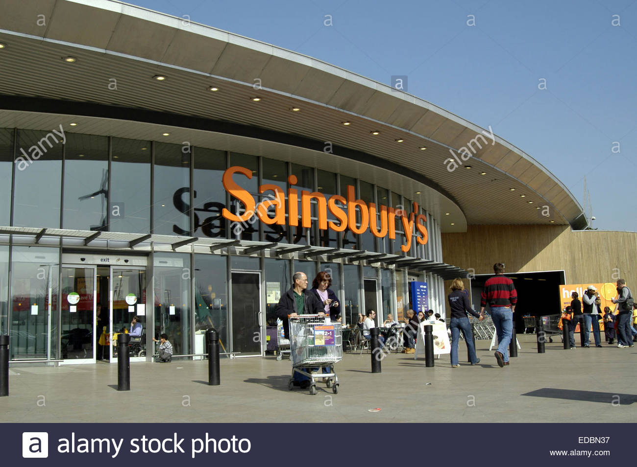 Sainsburys Shop Front High Resolution Stock Photography And Images Alamy sainsburys-shop-front-high-resolution-stock-photography-and-images-alamy