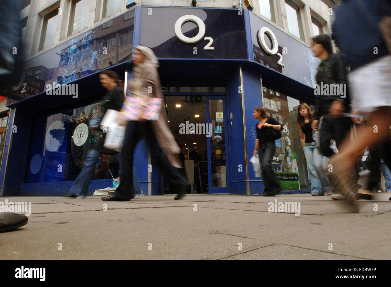 Exterior of an O2 store. Stock Photo