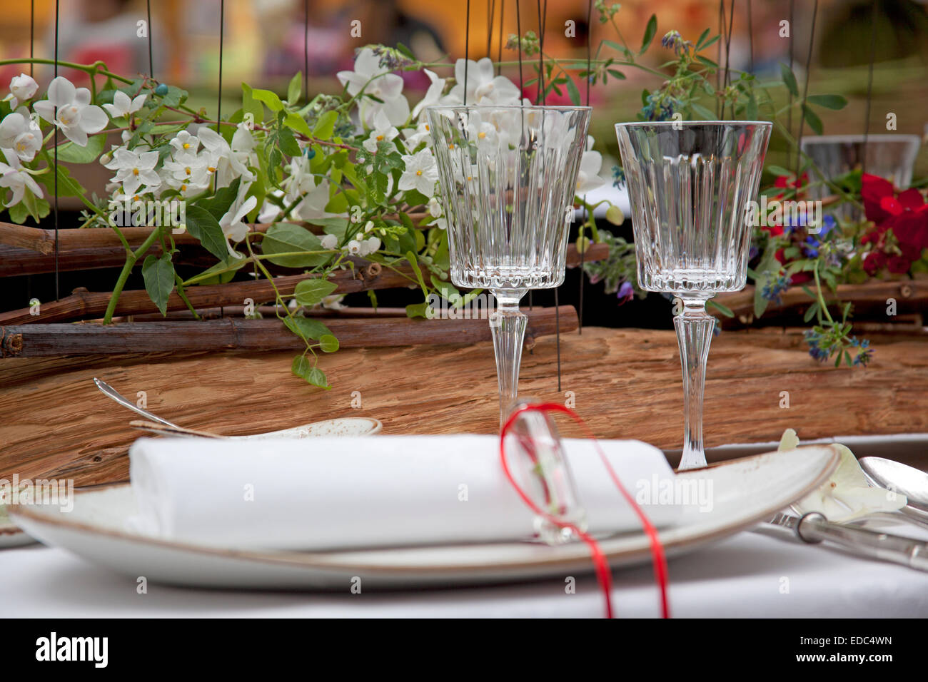 Set up the table hi-res stock photography and images - Alamy