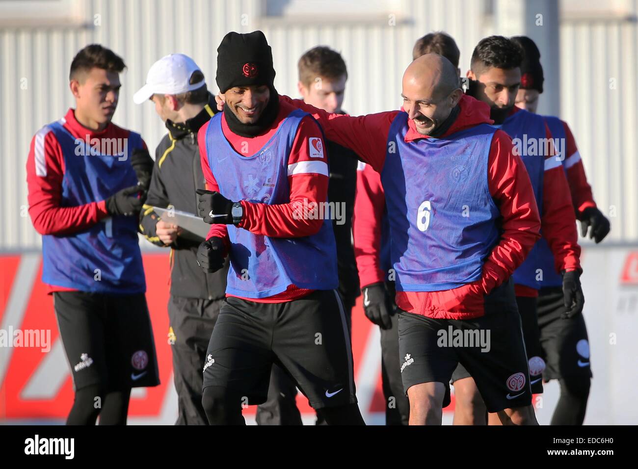Mainz, Germany. 05th Jan, 2015. The players Devante Parker (L-R), Sami Allagui, Elkin Soto, Filip Duricic (hidden), Gonzalo Jara and Daniel Brosinski of German Bundesliga soccer club 1. FSV Mainz 05 arrive for blood samples for a lactate test during the club's first training of the year on the training grounds at Bruchwegstadion in Mainz, Germany, 05 January 2015. PHOTO: FREDRIK VON ERICHSEN/dpa/Alamy Live News Stock Photo