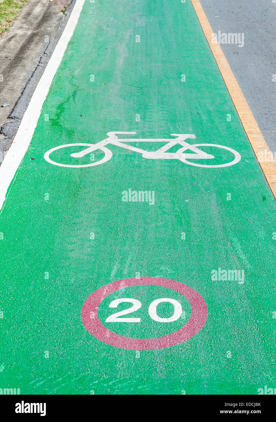 Bicycle lane on the road of urban park Stock Photo Alamy