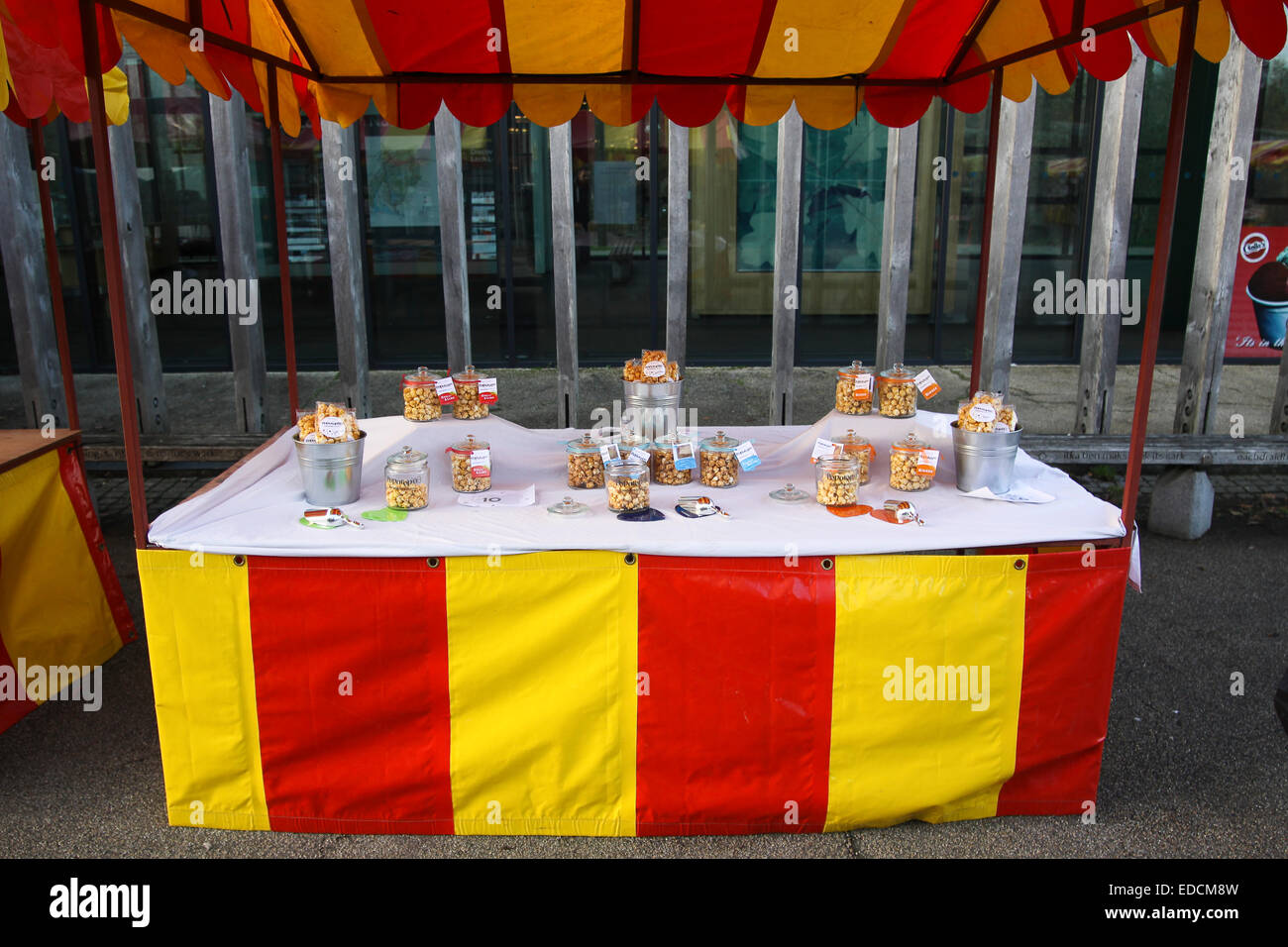 Poporopo gourmet popcorn market stall Stock Photo Alamy