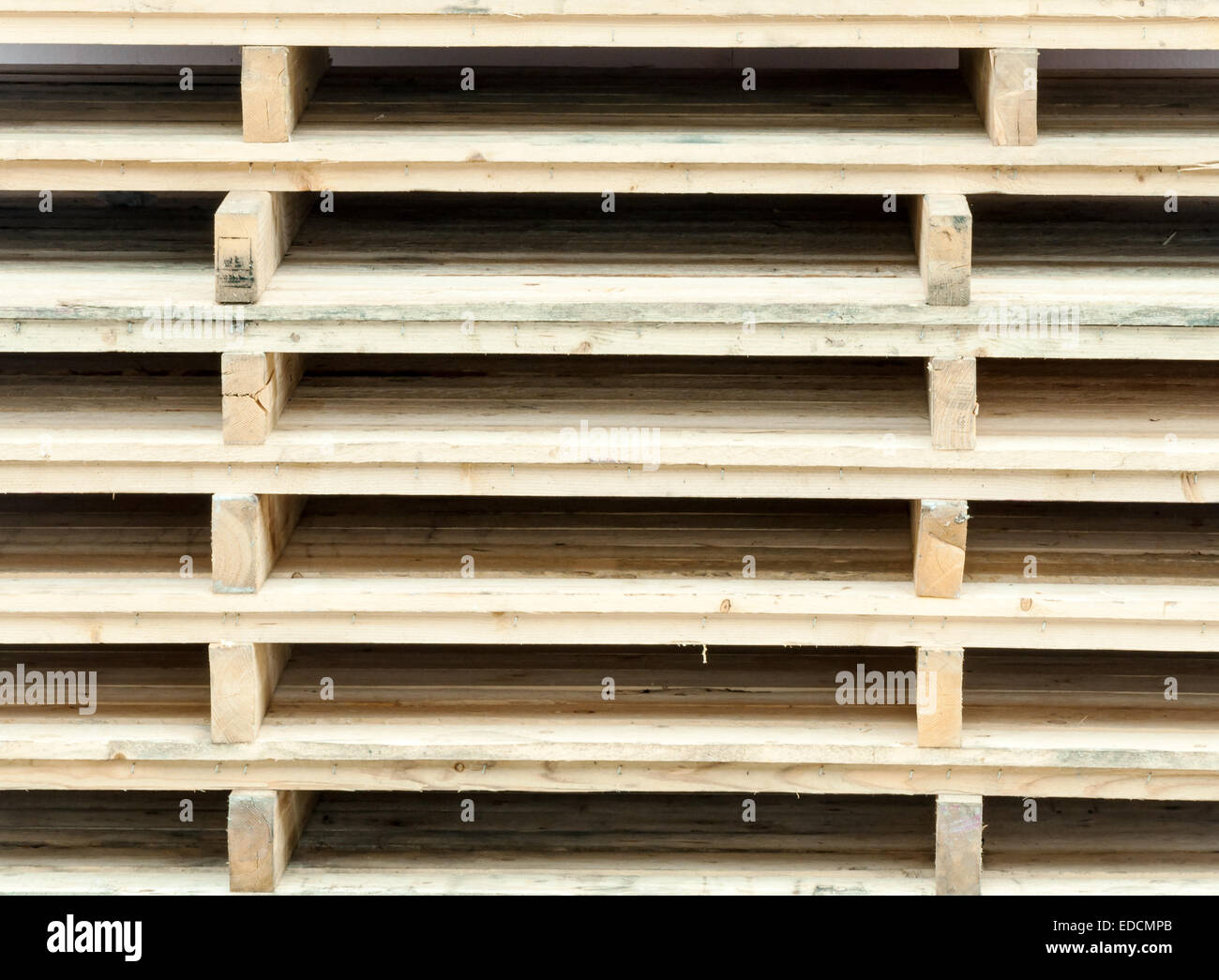 Empty Pallet Stock Photos & Empty Pallet Stock Images Alamy