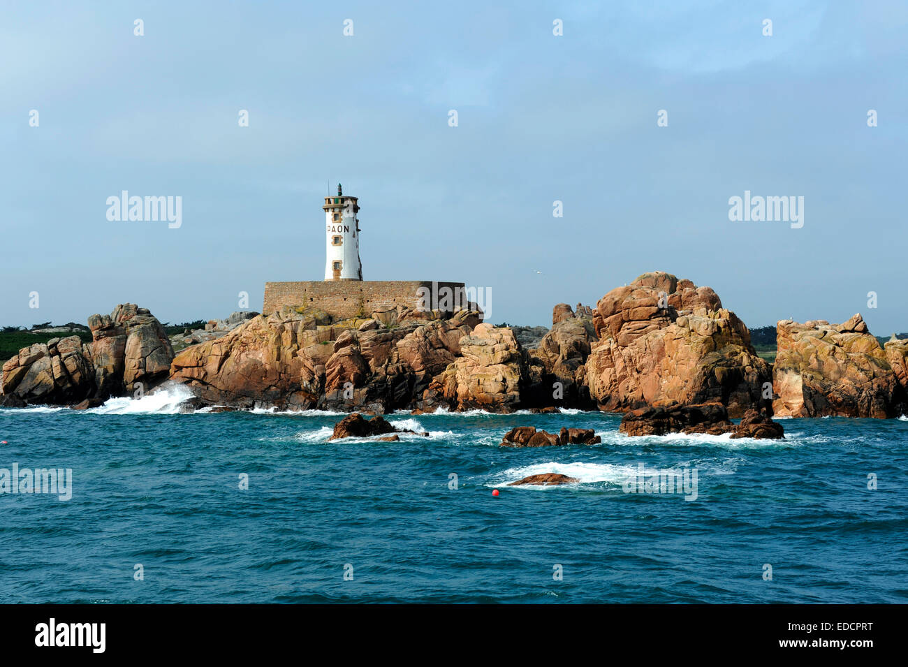 Ile de Brehat,Phare du Paon lighthouse,pink granite coast, Cotes-d ...
