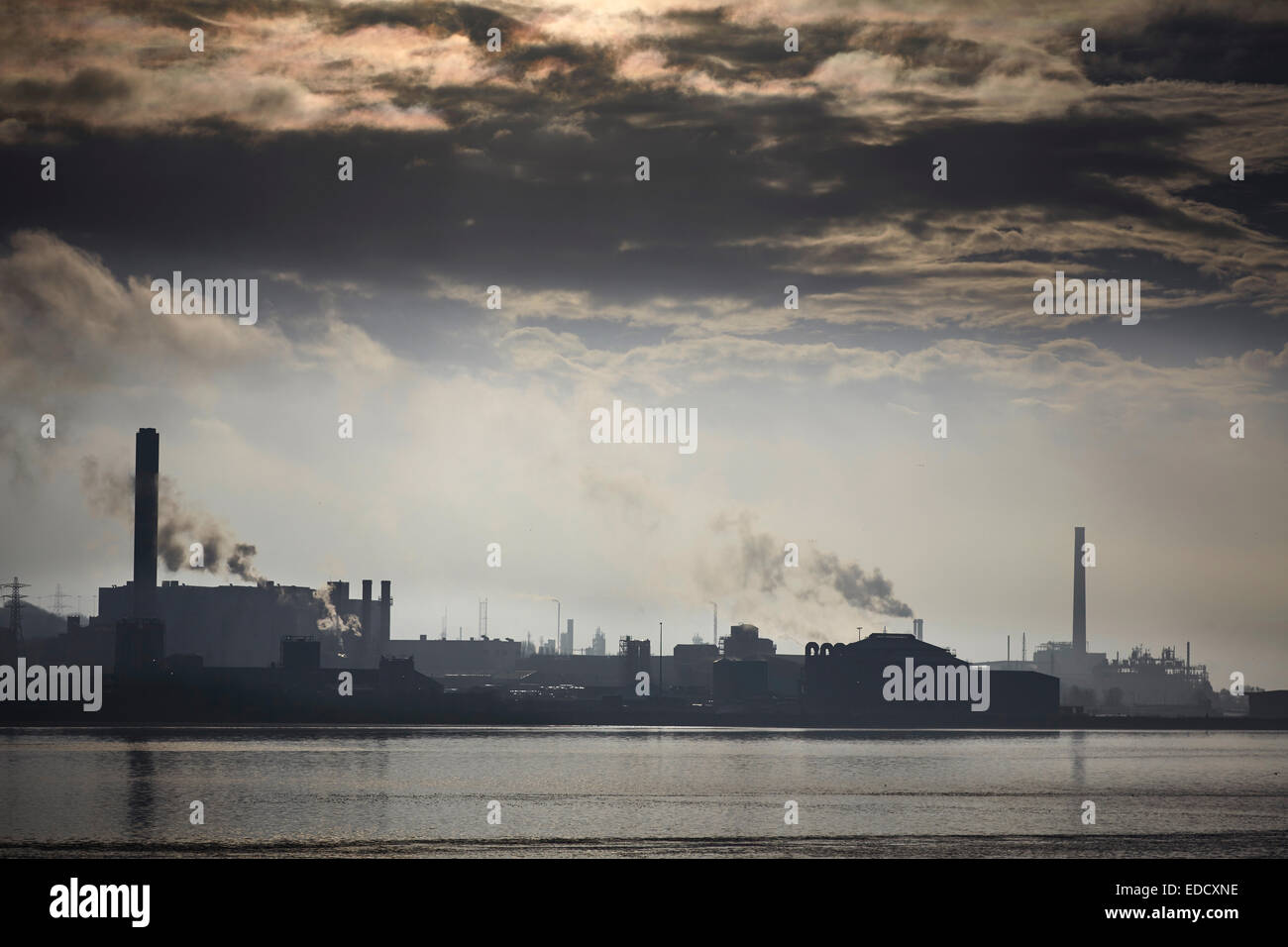 River Mersey with Runcorn ICI in the mist Stock Photo