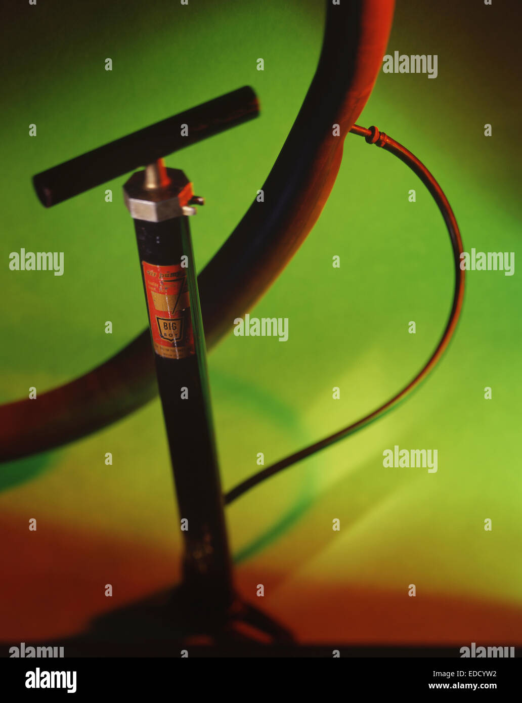 Antique air pump hires stock photography and images Alamy