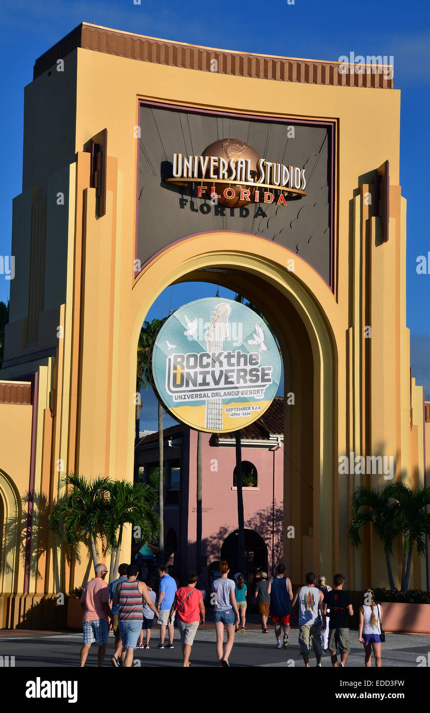 Tourist walk to the Entrance to Universal Studio's at Universal Resort