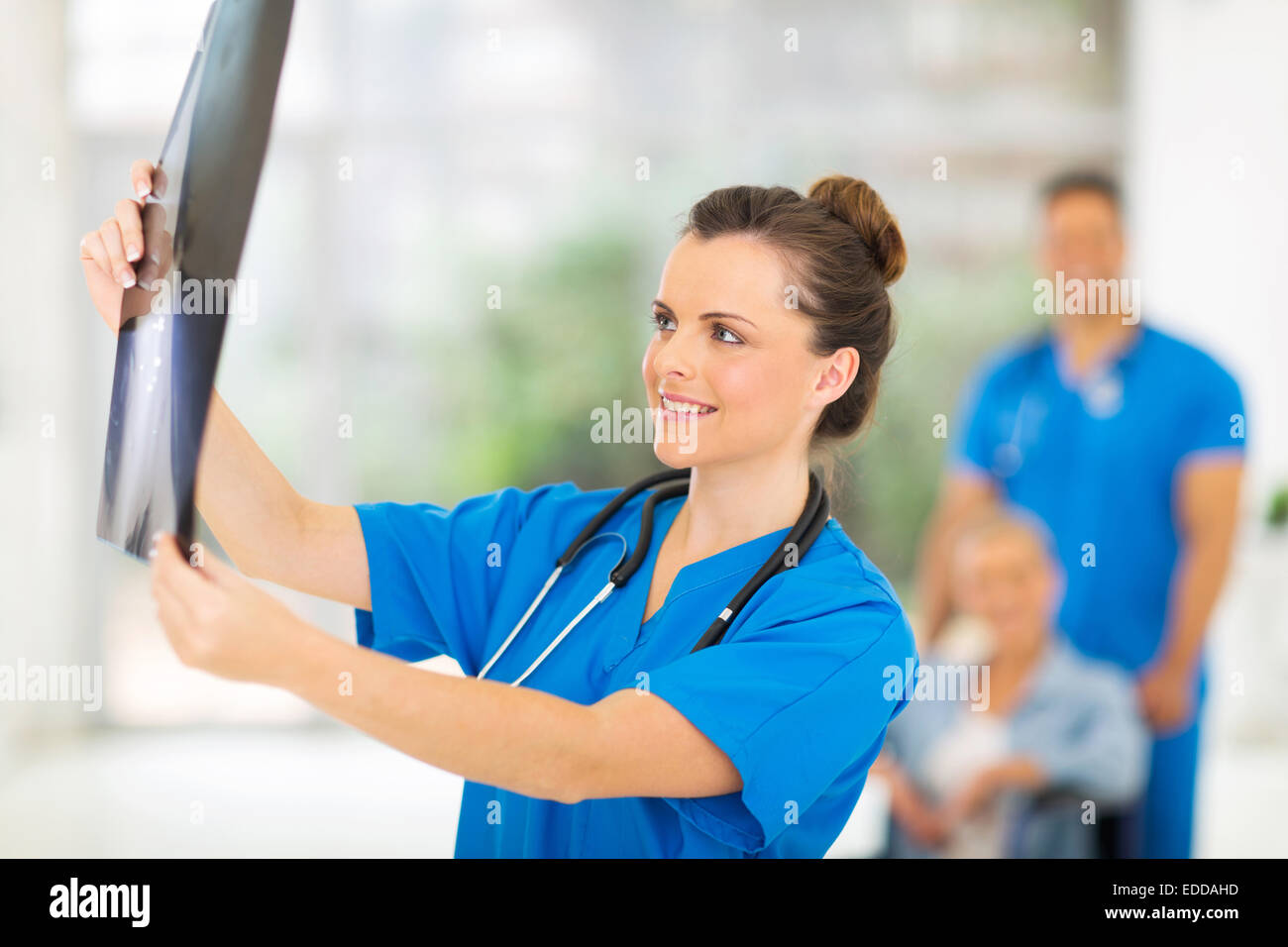 Holding the x ray hi-res stock photography and images - Alamy