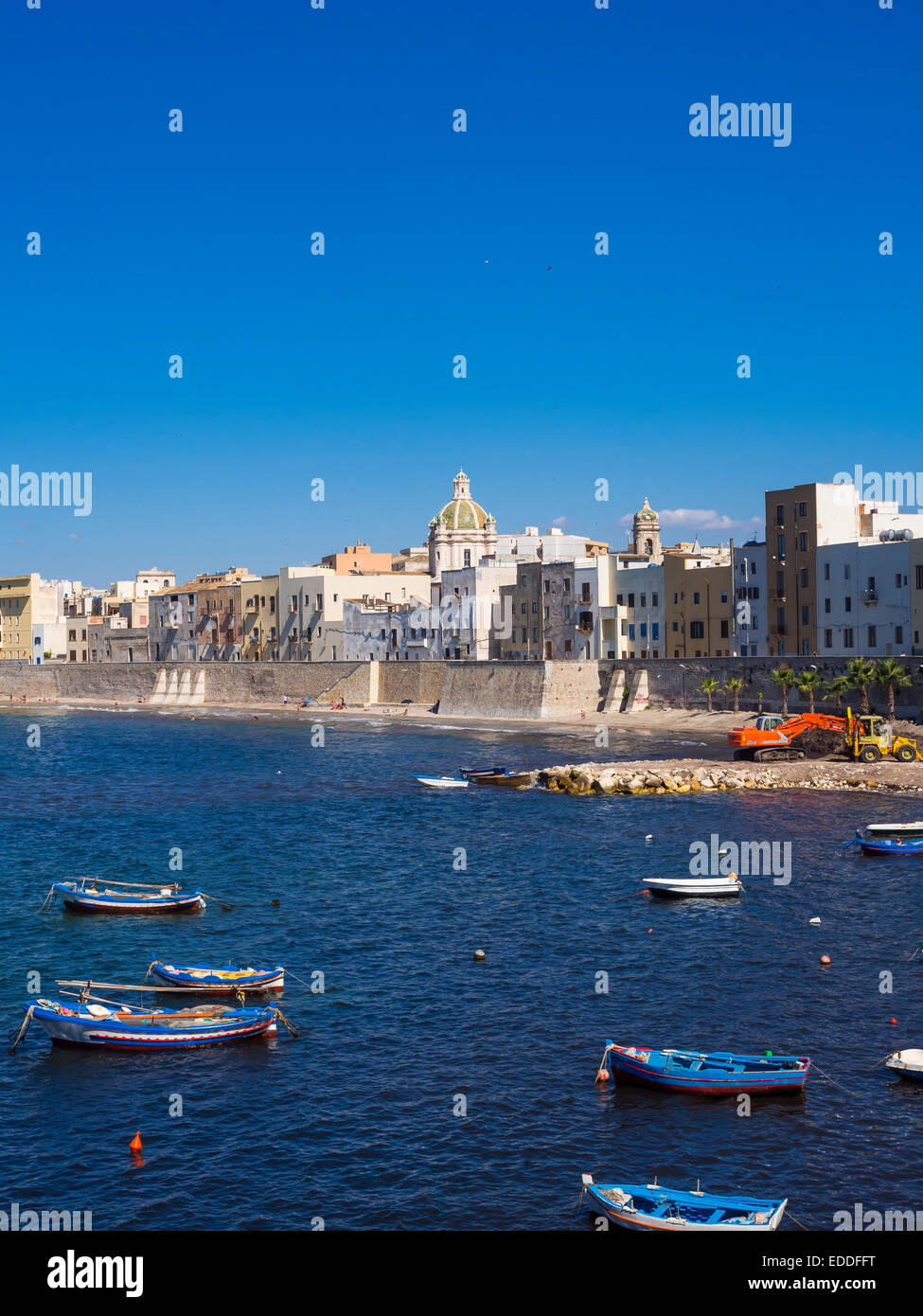 Italy, Sicily, Province of Trapani, Trapani, Old town, Harbour and Via Mura di Tramontana Ovest Stock Photo