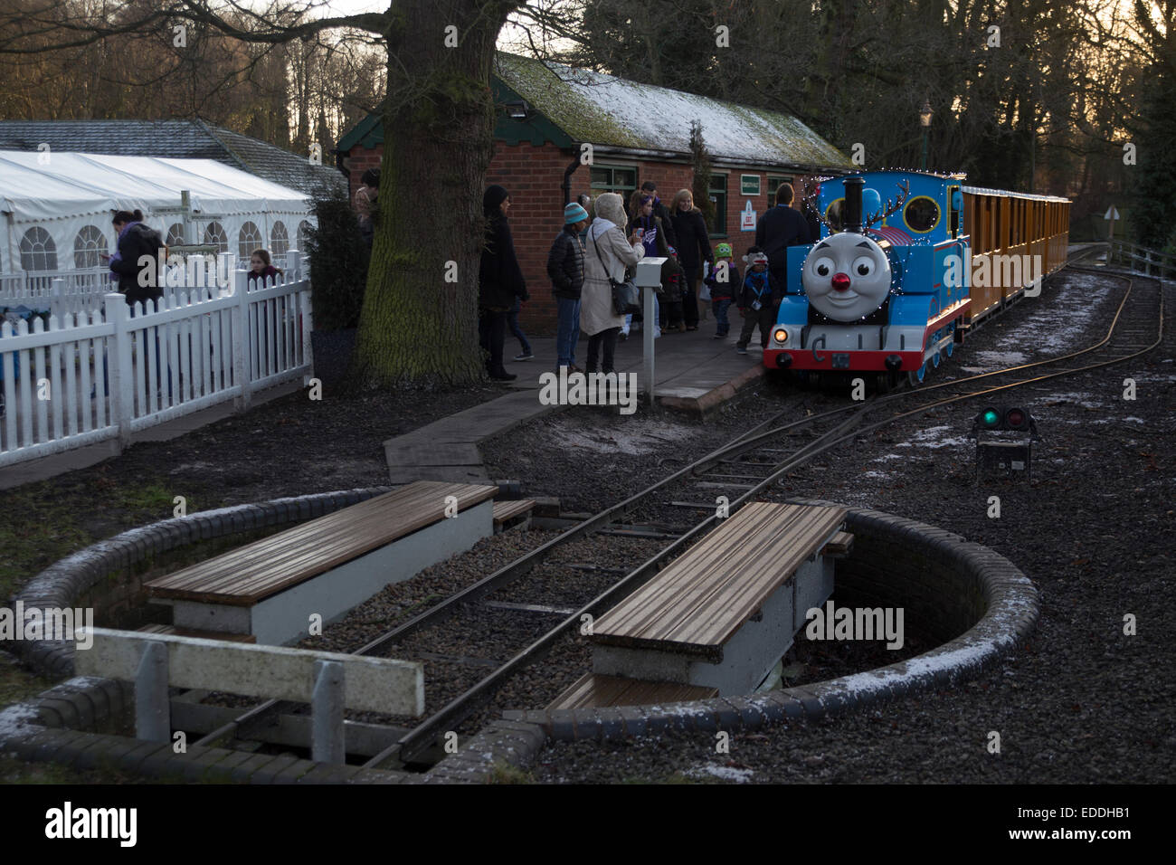 Thomas The Tank Engine pulls in to a station at Thomas Land, Drayton