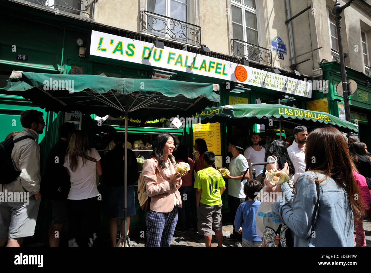 paris, marais, rue de rosiers, l'as du fallafel Stock Photo