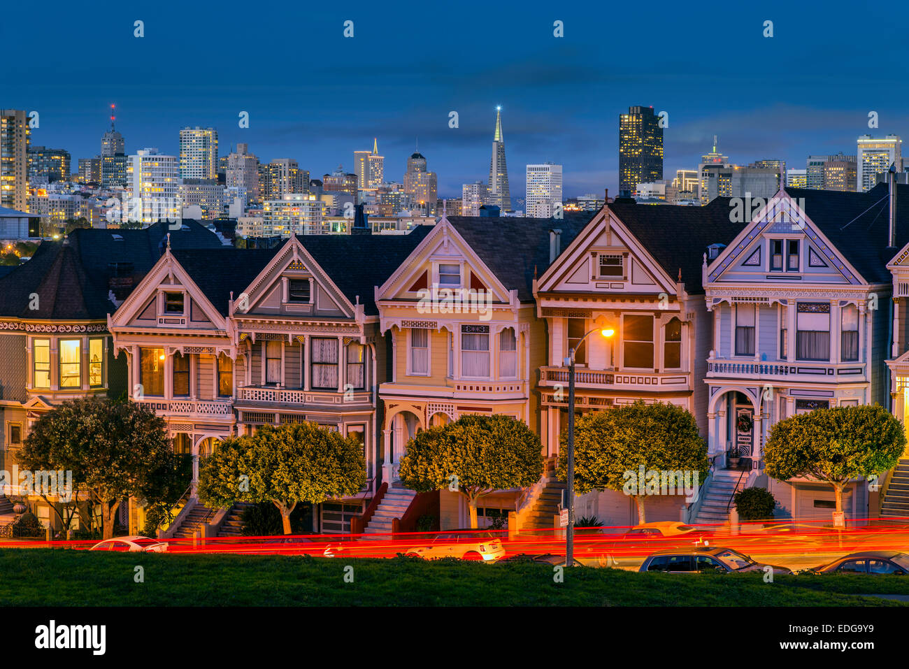 Night view of the Painted Ladies victorian houses in Alamo Square, San Francisco, California, USA Stock Photo