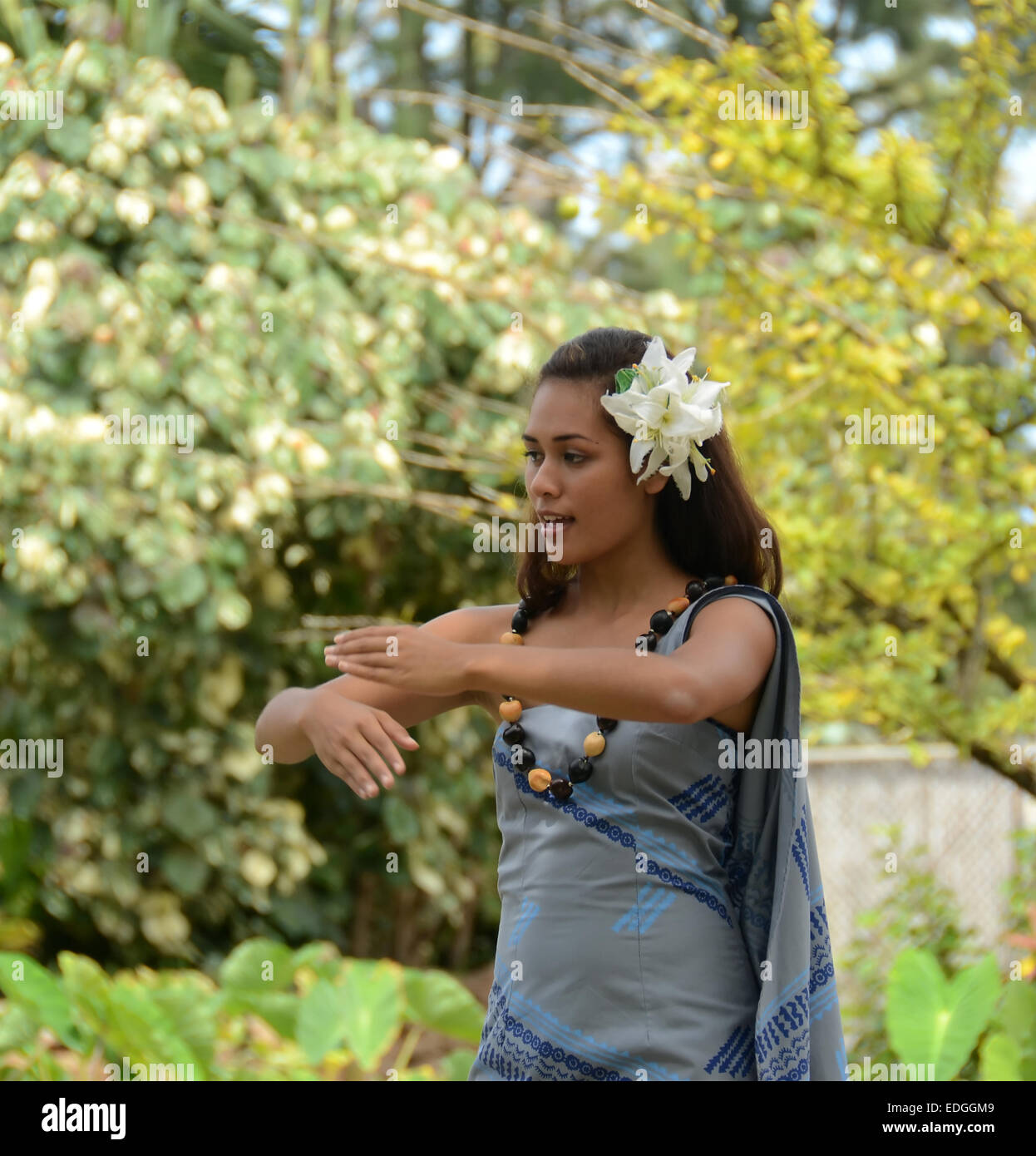 Hawaiian traditional dress hi-res stock photography and images - Alamy