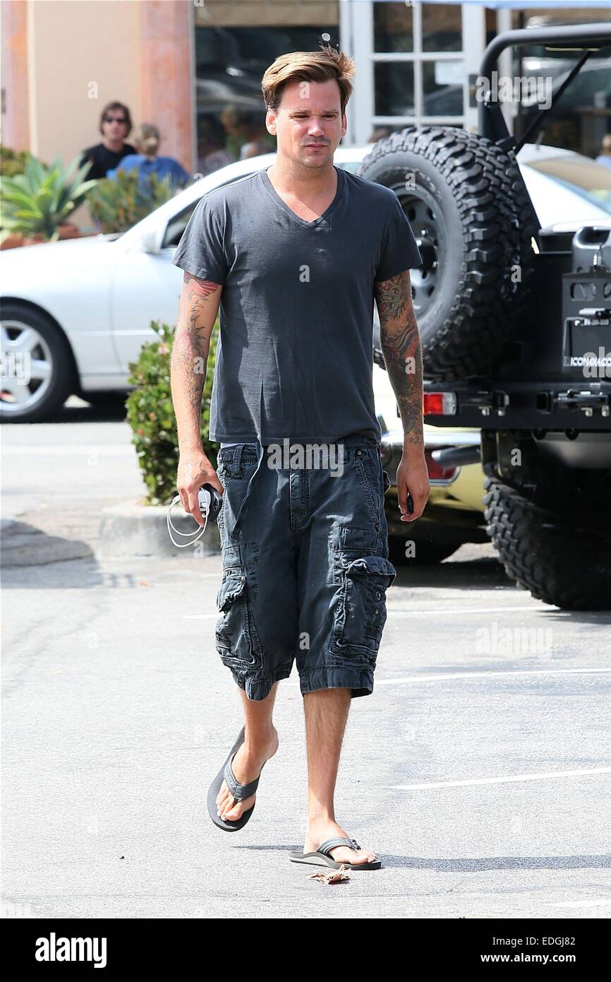 Sean Stewart enjoys America’s 4th of July celebrations in Malibu as he