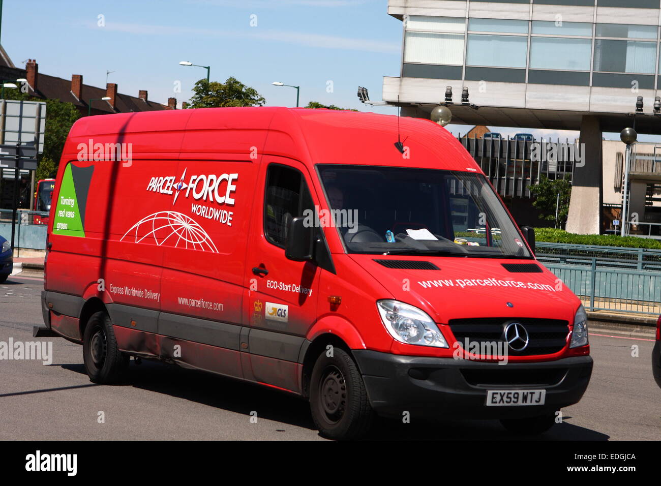 Parcel force van hi-res stock photography and images - Alamy
