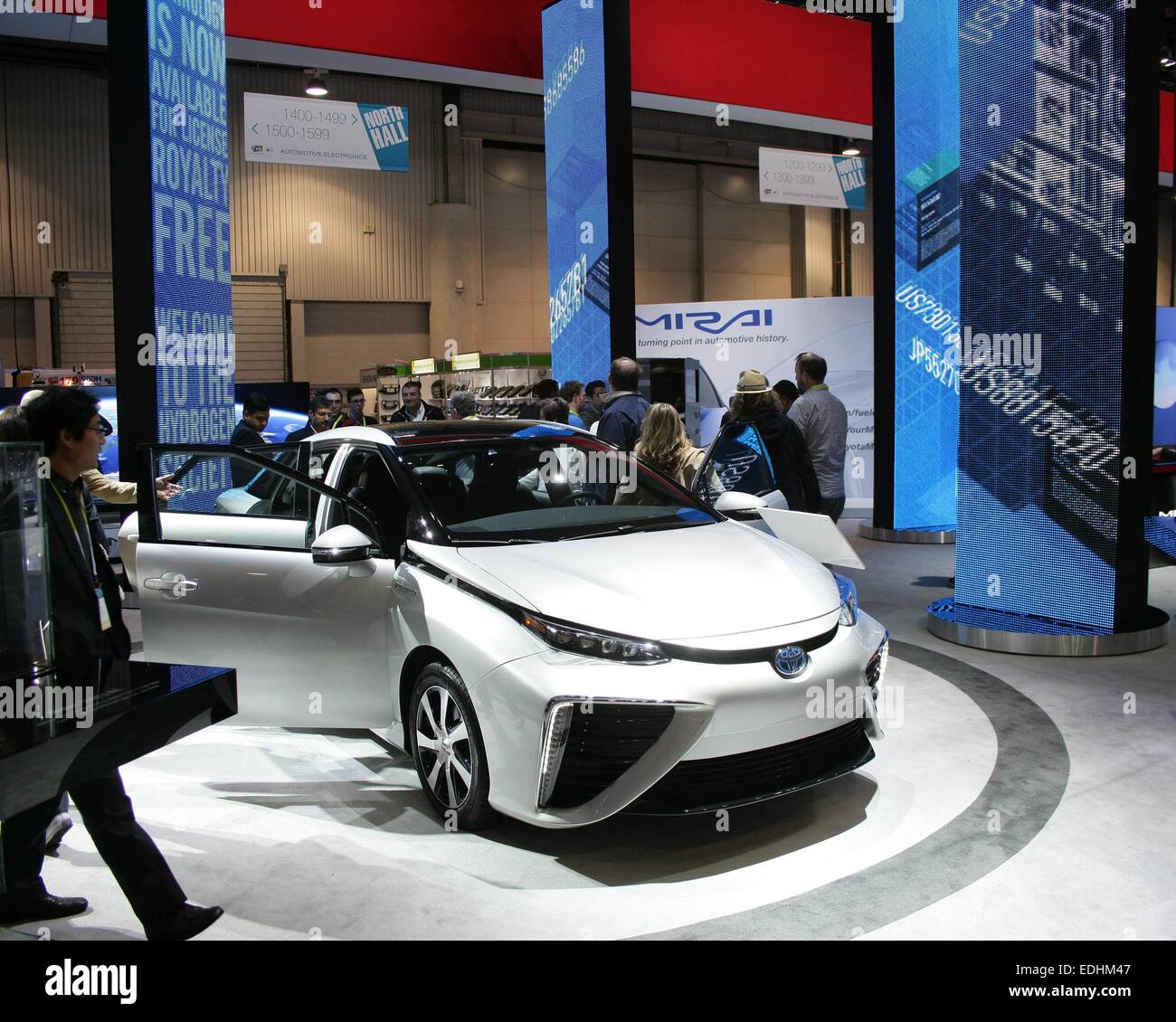 Toyota mirai hydrogen car hi-res stock photography and images - Alamy
