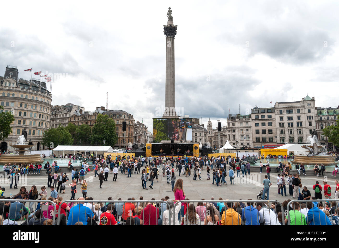 Londoners watch the Tour de France from the Fun Park in London's Trafalgar Square  Featuring: sports fans,spectators Where: London, United Kingdom When: 05 Jul 2014 Stock Photo