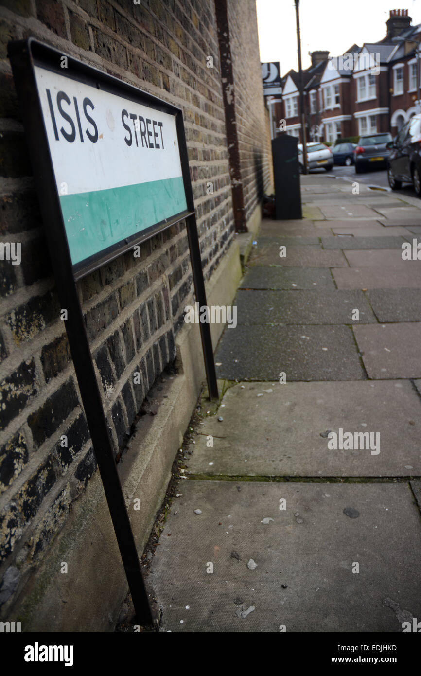 Isis Street in Earlsfield, South West London is lined with millionpound properties Stock Photo