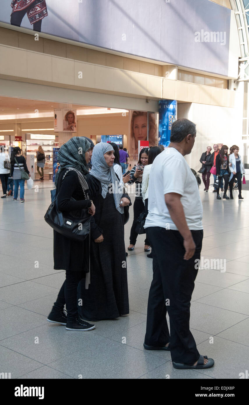 Entrance toronto eaton centre hi-res stock photography and images - Alamy