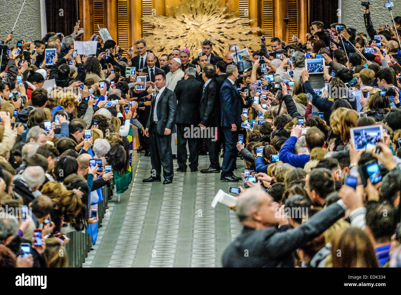 Vatican City. 07th Jan, 2015. First general audience of the year for Pope Francis - Nervi Hall, 07 Jan 2015 Credit:  Realy Easy Star/Alamy Live News Stock Photo