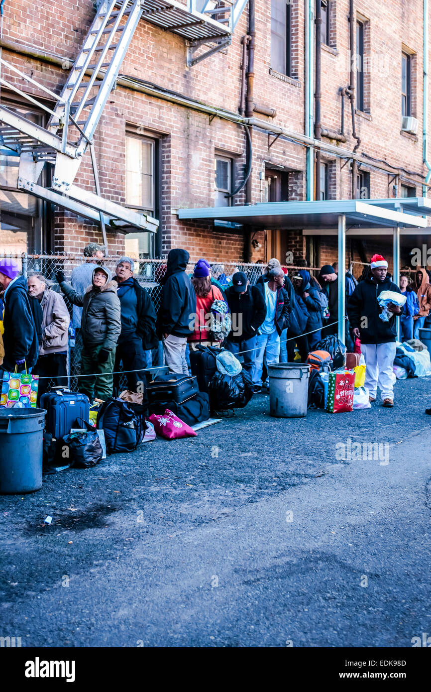 Homeless Shelters Lines