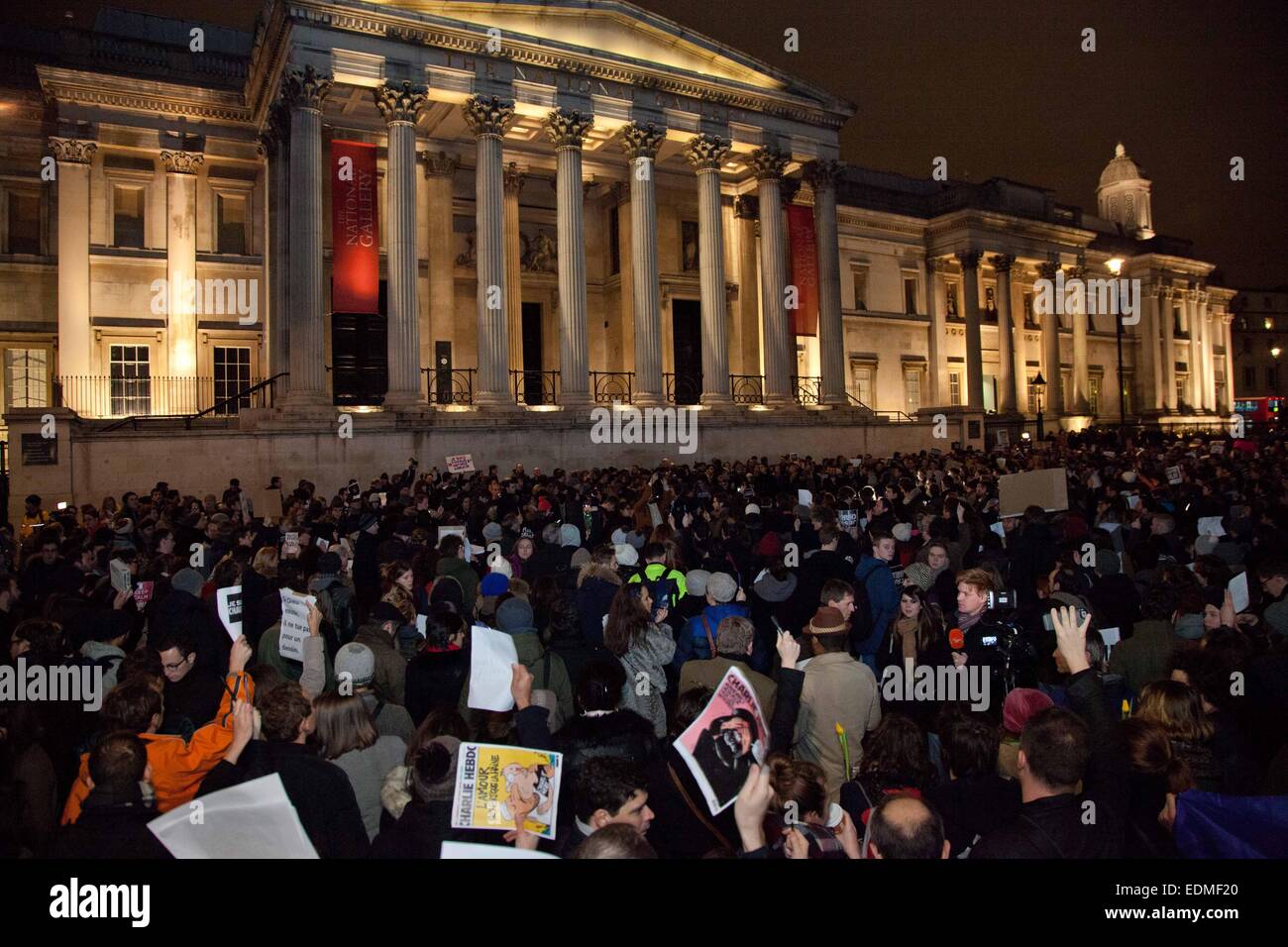 London, UK. 7th January, 2015. A vigil was held in London tonight, and in other cities around the world, in support of the victims of the attack at French magazine Charlie Hebdo in which 12 people were killed Credit: © nelson pereira/Alamy Live News  Stock Photo