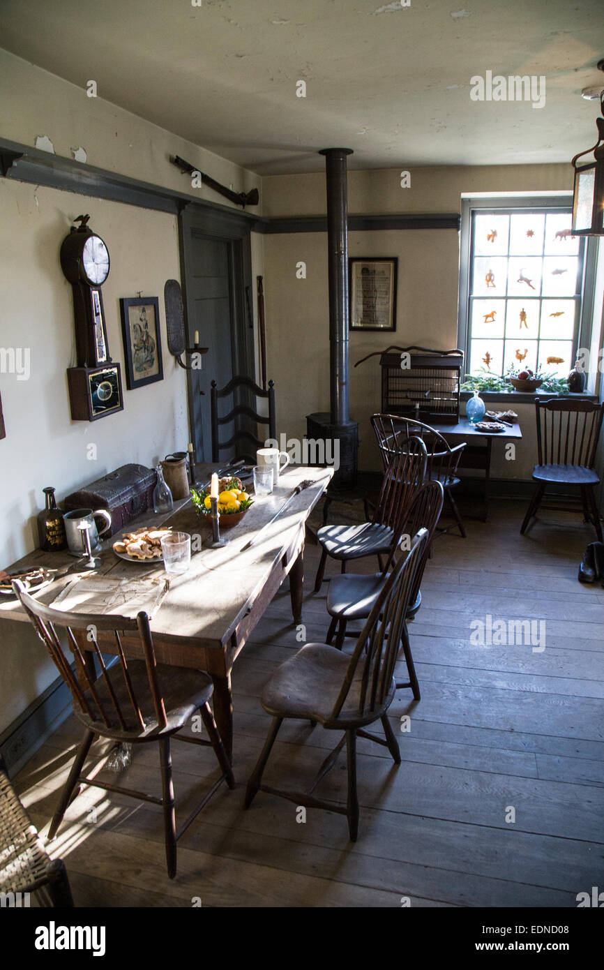 Vintage kitchen items hi-res stock photography and images - Alamy