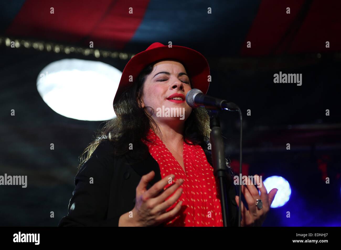Sydney, Australia. 7th January, 2015. Camille O’ Sullivan performs her act ‘Changeling’ in The Famous Spiegeltent at the Festival VIllage at a media preview ahead of the Sydney Festival. Credit:  Richard Milnes/Alamy Live News Stock Photo