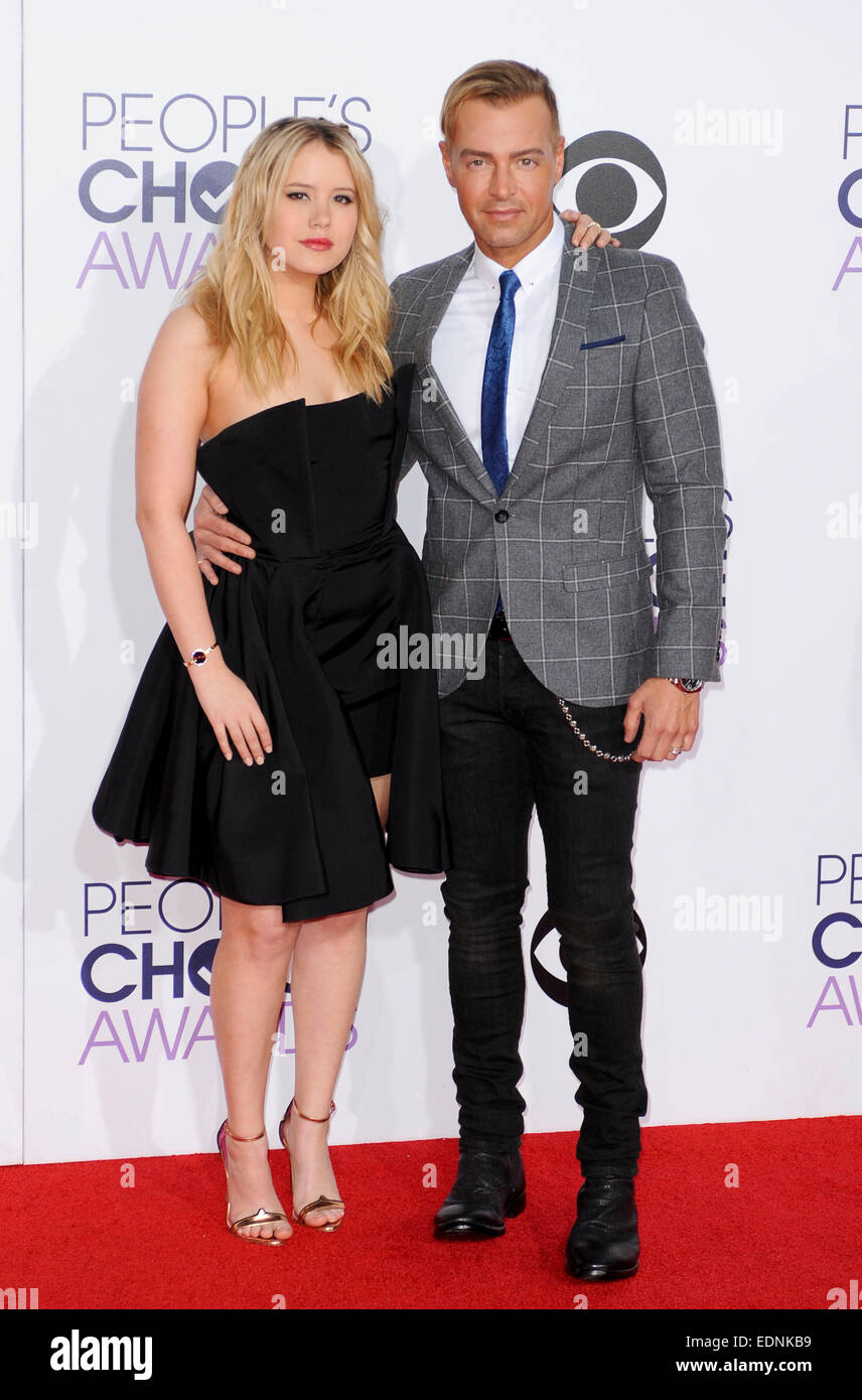 Taylor Spreitler & Jospeh Lawrence Peoples Choice Awards 2015 07/01