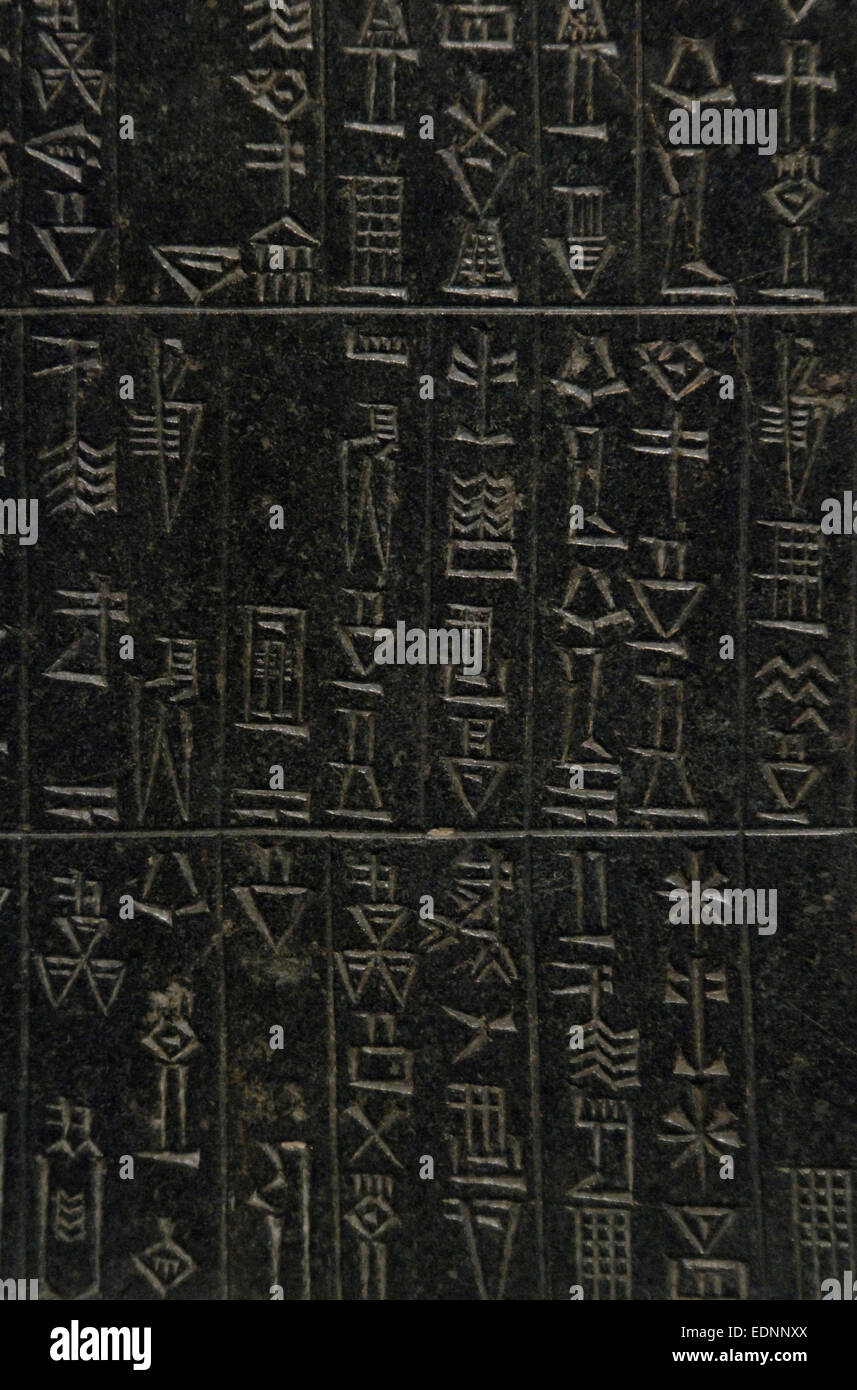 Sumerian cuneiform tablet hi-res stock photography and images - Alamy