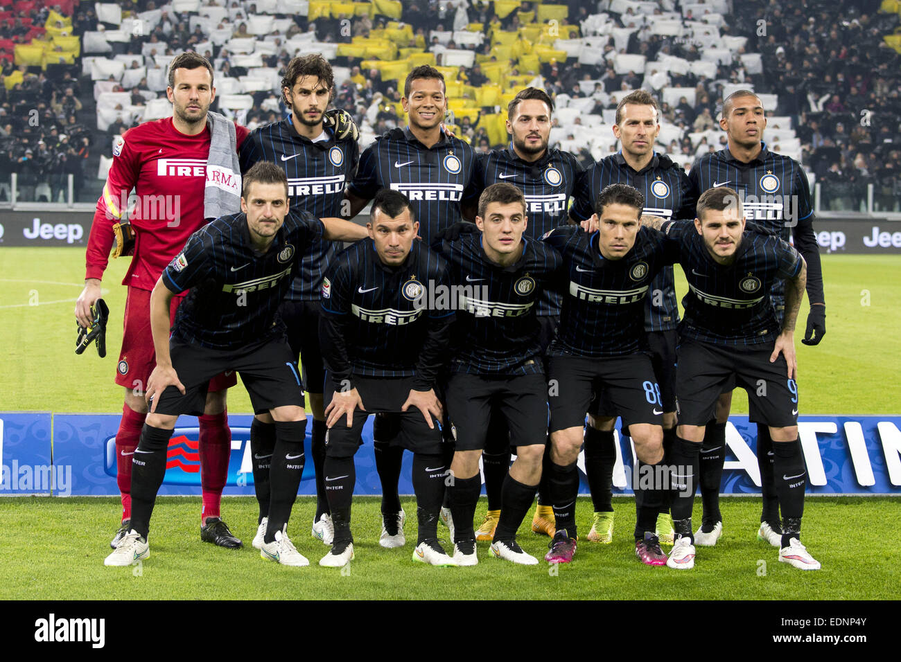 Inter team hi-res stock photography and images - Alamy