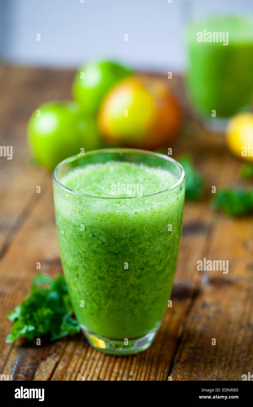Green smoothies with kale and apples Stock Photo Alamy