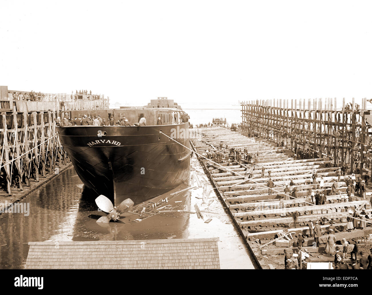 Str. Harvard in the slip, Detroit, Harvard (Freighter), Cargo ships