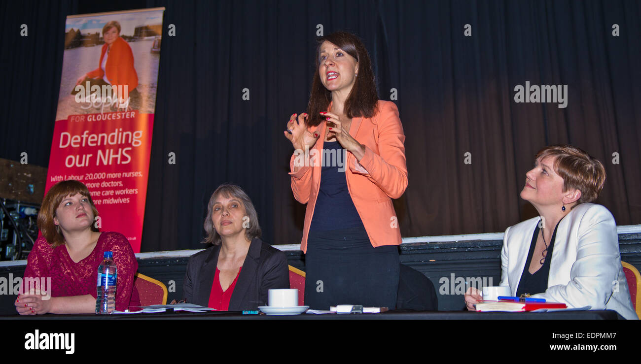 Gloucester, UK. 8th January, 2015. Liz Kendall MP Shadow Health Ministerand prospective labour MP for Gloucester Sophy Gardner attends a Health Summit at The Guildhall Gloucester. Date 08/01/2015 Ref: Credit:  charlie bryan/Alamy Live News Stock Photo