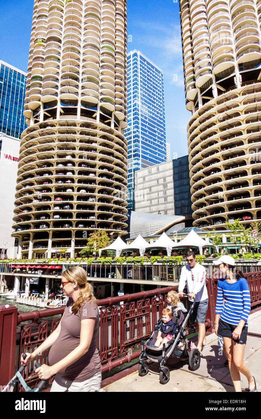Chicago river water hi-res stock photography and images - Alamy