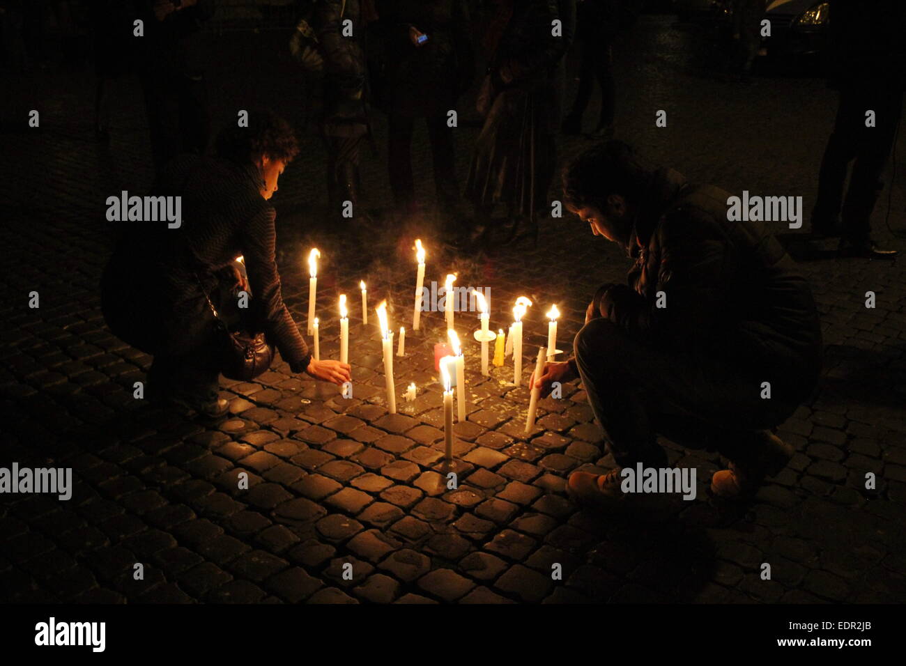 Rome, Italy. 8th January 2015. Vigil for the Charlie Hebdo terrorist ...