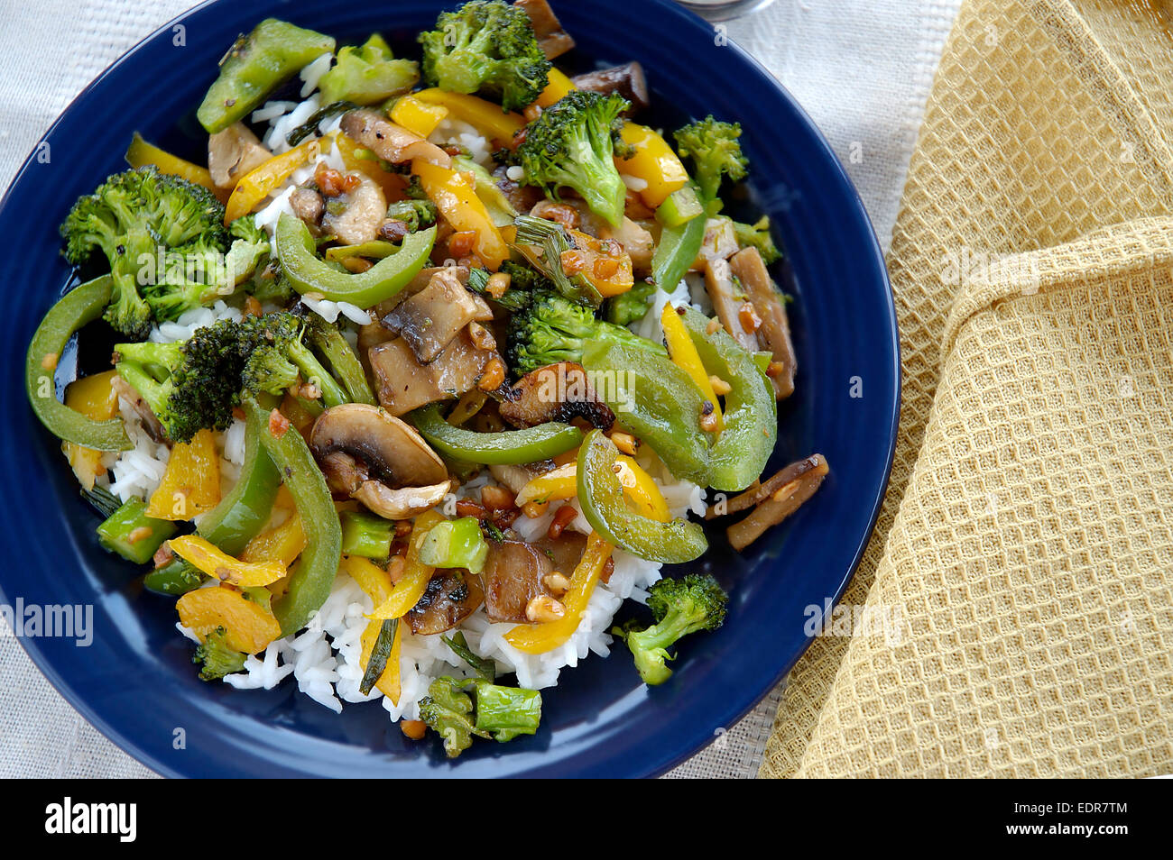 Asian-style vegetable stir fry. Vegetarian vegan Stock Photo - Alamy