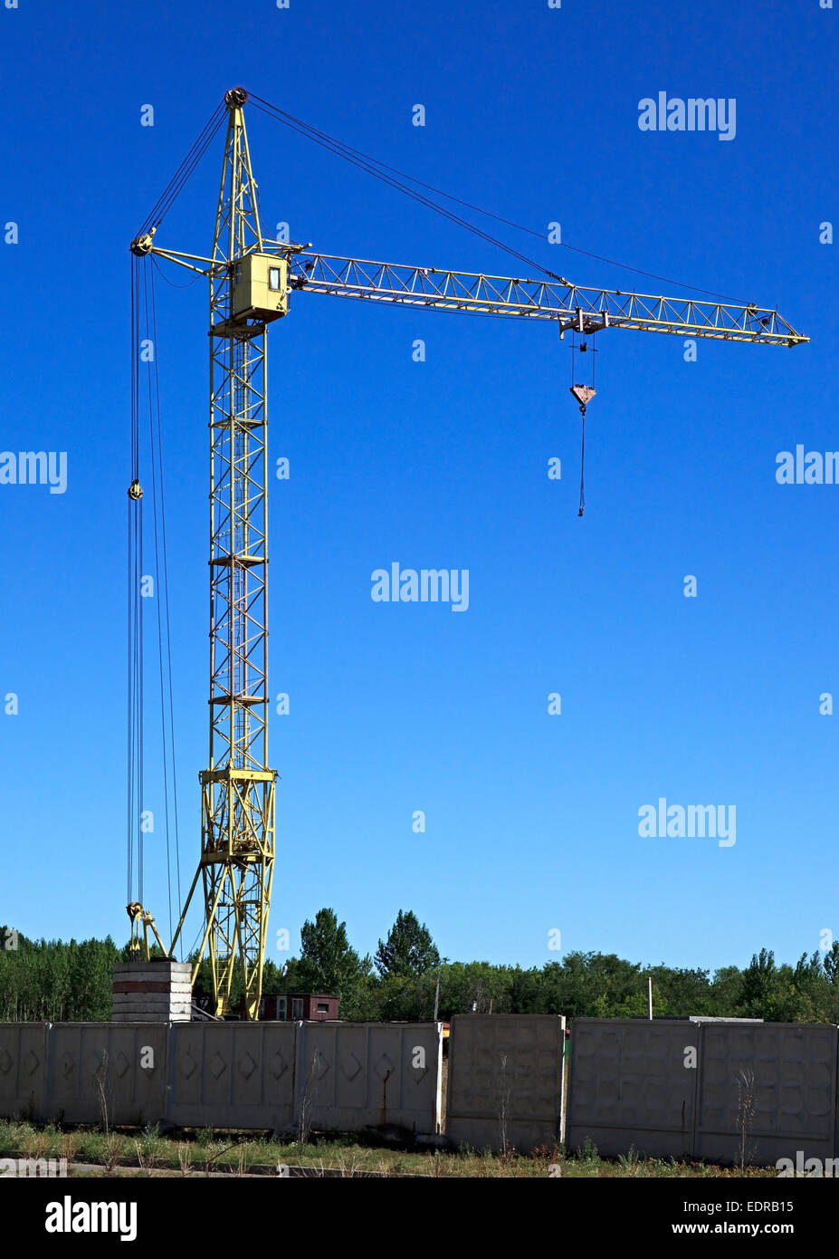 High-altitude construction crane Stock Photo - Alamy
