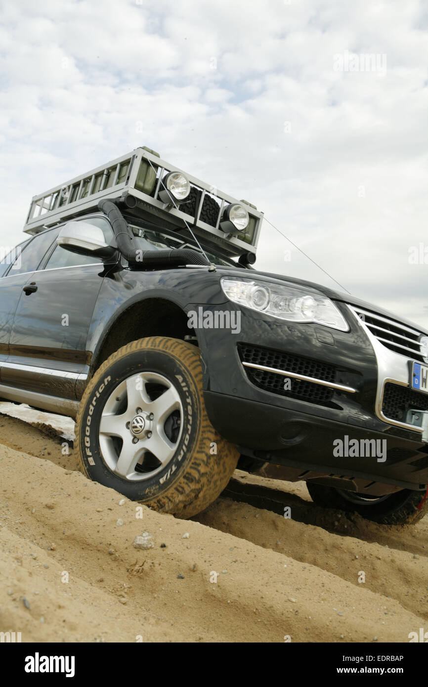 Volkswagen touareg hi-res stock photography and images - Page 2 - Alamy